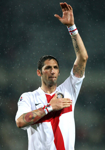 太累了！54天29场比赛，火箭全明星周末前将迎6组背靠背（赛程爆满：54天打29场，火箭全明星周末前将迎来6次背靠背）