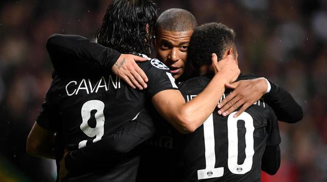 手感全无！阿努诺比9中1拿到2分3板1助，正负值-11（状态低迷！阿努诺比9投1中仅2分3板1助，正负值-11）