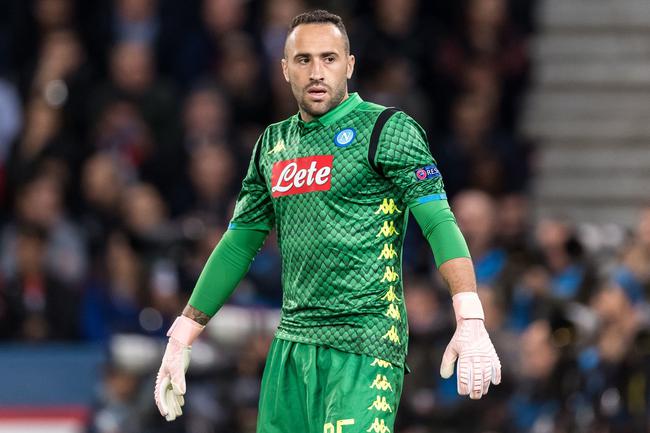 河南球迷在看台打出TIFO：United as one，we make history